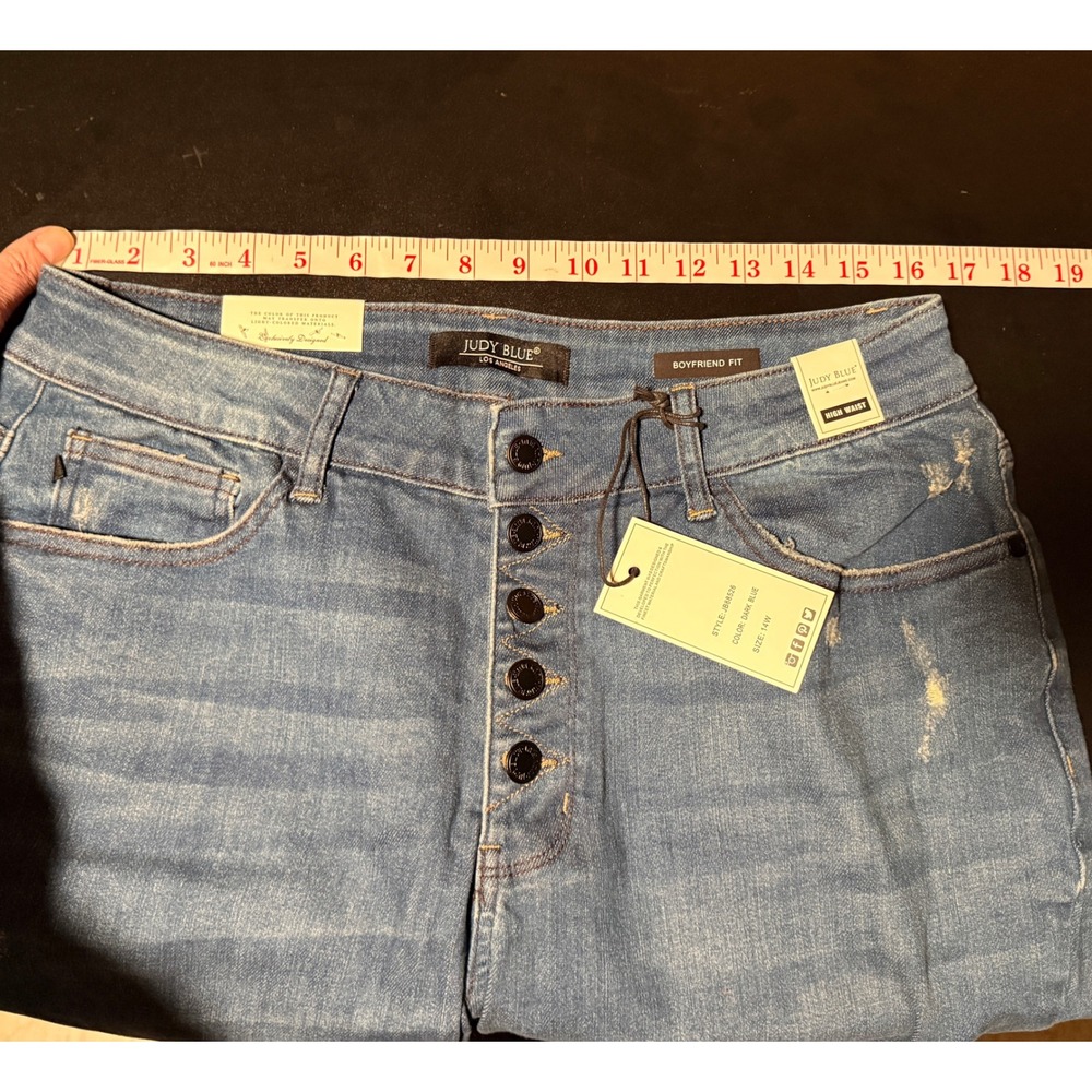 Judy Blue Boyfriend Jeans Size 14W NWT Button Fly Distressed High Waist JB88526 - Picture 8 of 10